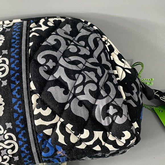 A Bundle of Two (2) Vera Bradley New Items with Tags - Picture 7 of 8